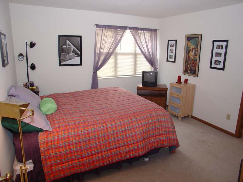 Wilshire Manor Apartments For Rent in Wauwatosa, Wisconsin